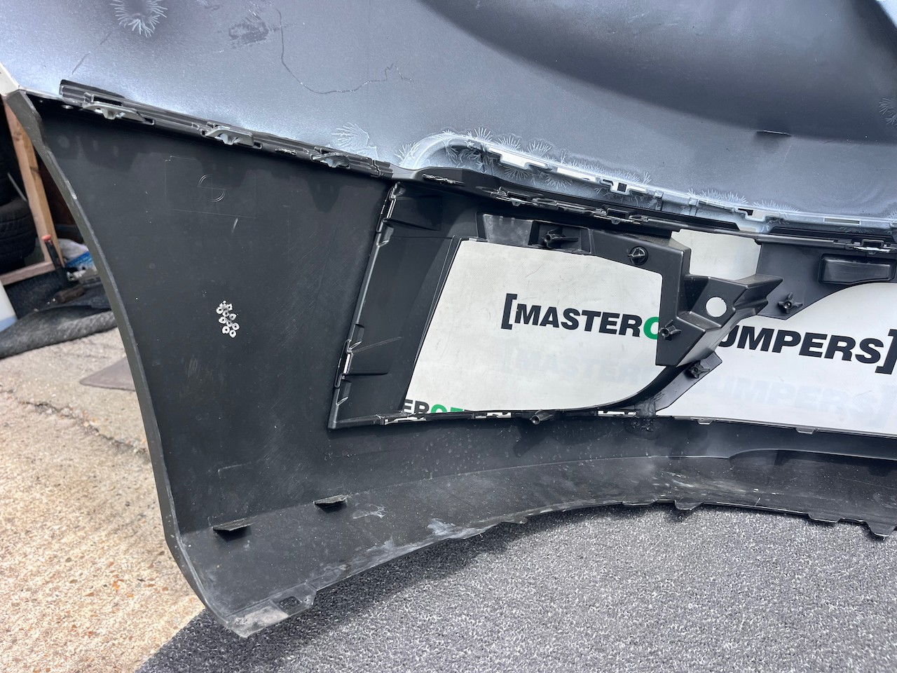 Renault Trafic Panel Van Mk3 2nd Facelift 2021-2024 Front Bumper Genuine [r719]
