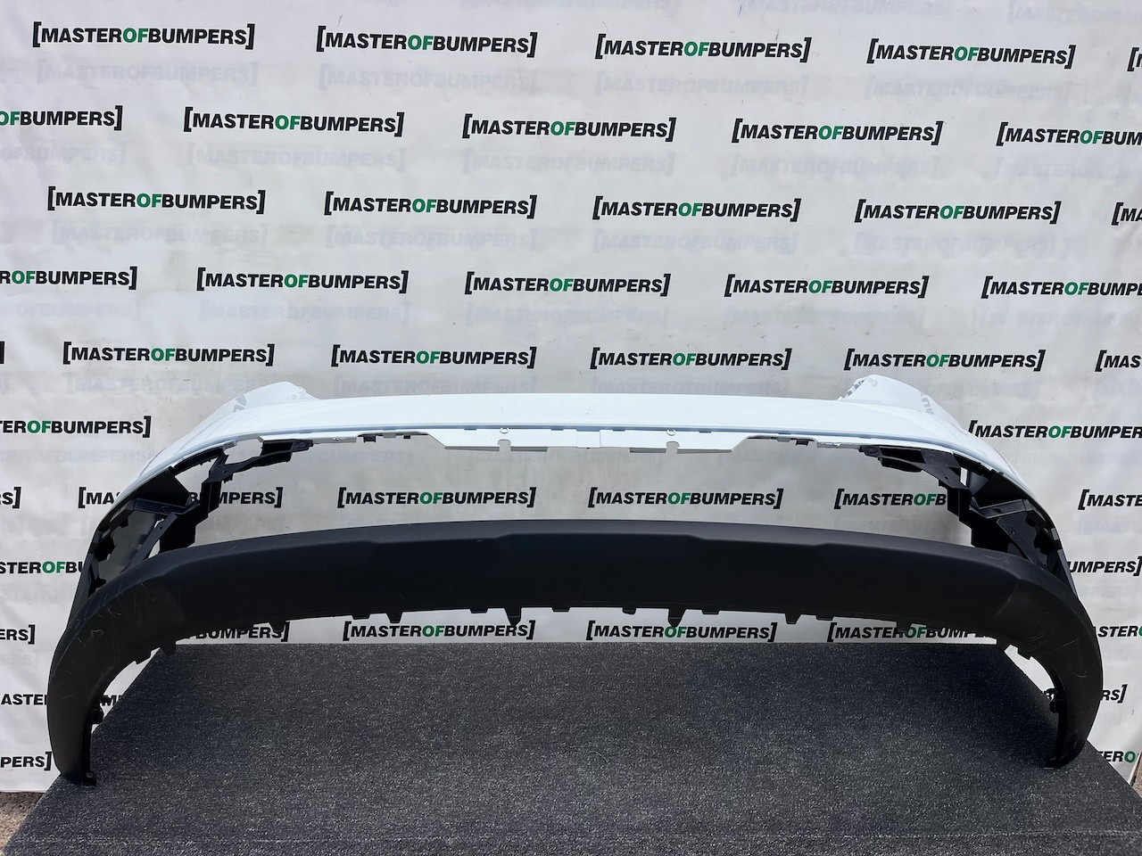 Renault Trafic Panel Van Mk3 2nd Facelift 2021-2024 Front Bumper Genuine [r719]