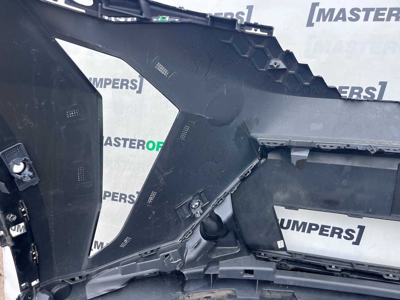 Renault Scenic E Tech Comfort Mk5 2024-2027 Front Bumper 6 Pdc Genuine [r722]