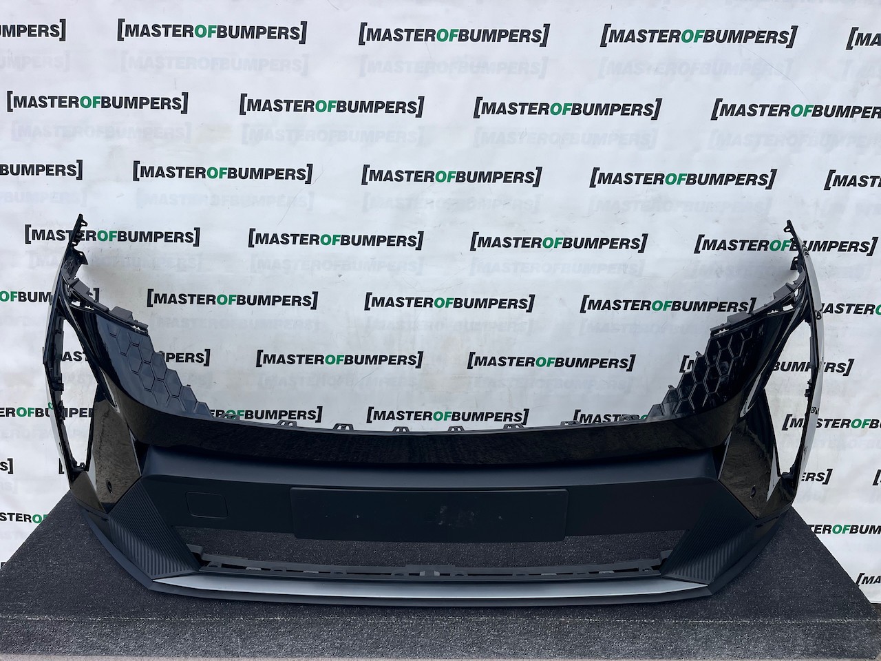 Renault Scenic E Tech Comfort Mk5 2024-2027 Front Bumper 6 Pdc Genuine [r722]