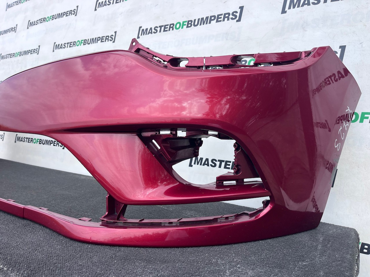 Renault Clio Mk4 Lift Tce 120 Dynamique 2016-2019 Front Bumper Genuine [r723]