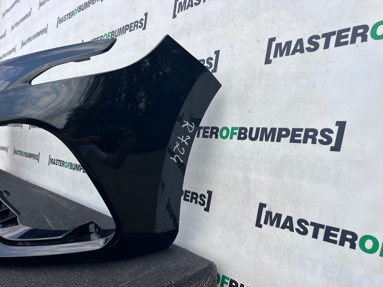Renault Clio Rs Line Mk5 Hatchback 2019-2023 Front Bumper Genuine [r724]