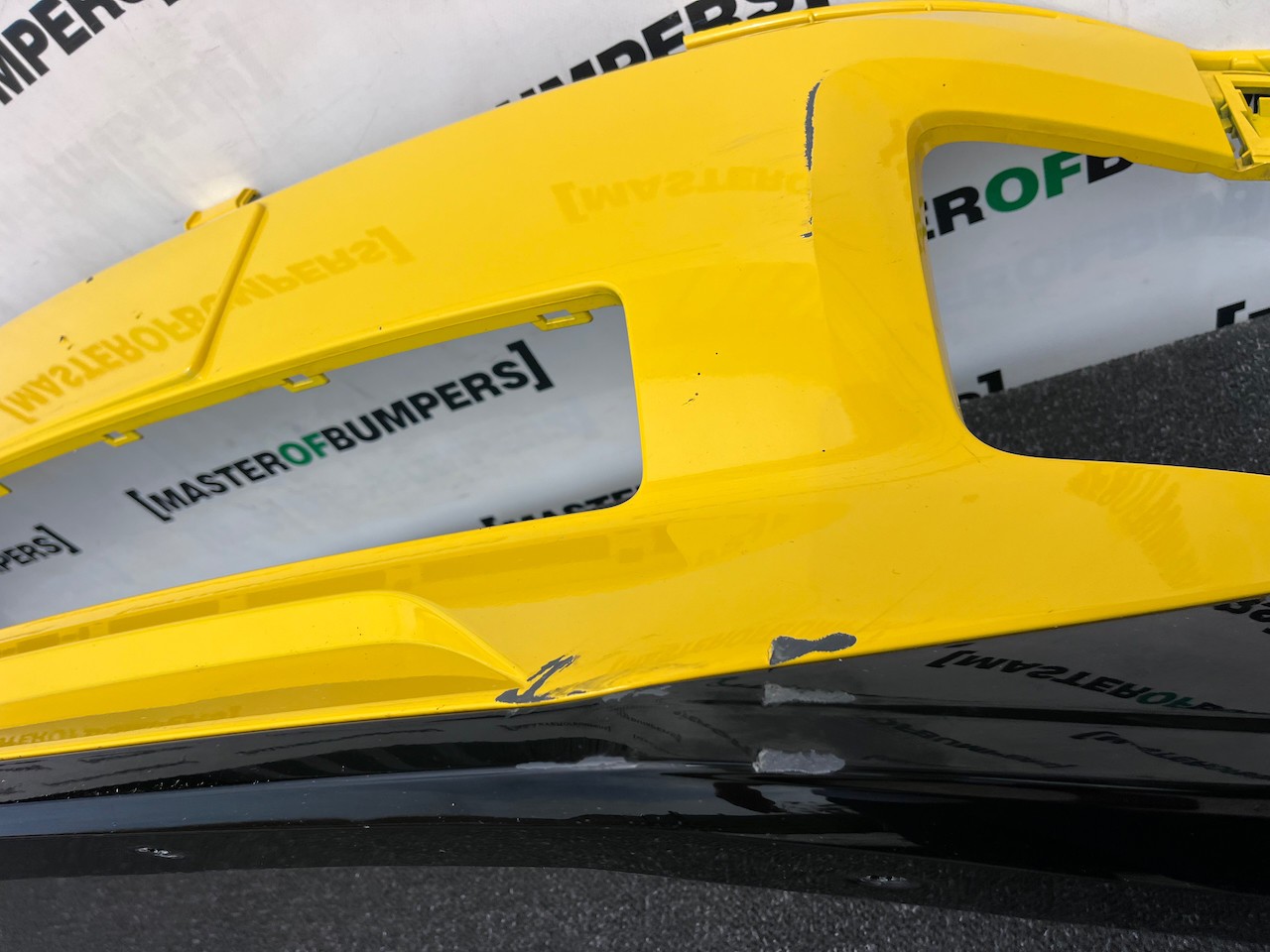 Renault 5 Iconic Hatchback 2024-2026 Front Bumper Genuine [r726]