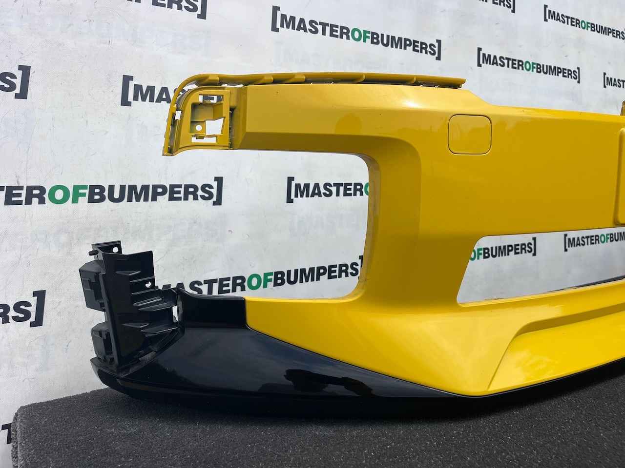 Renault 5 Iconic Hatchback 2024-2026 Front Bumper Genuine [r726]