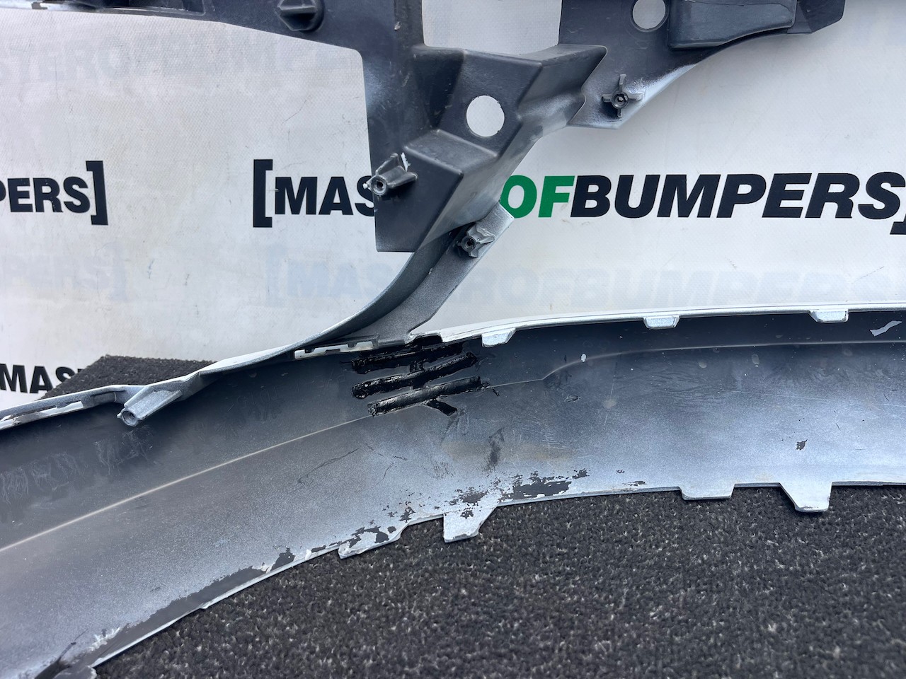 Renault Trafic Sport Plus Passenger 2022-2027 Front Bumper No Pdc Genuine [r727]