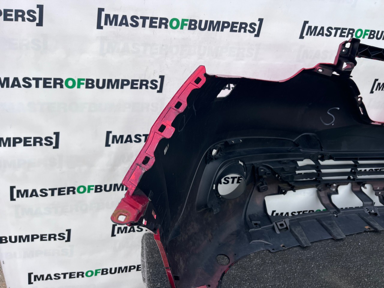 Renault Kadjar Dynamique Edition 2015-2018 Front Bumper 4 Pdc Jet Genuine [r748]
