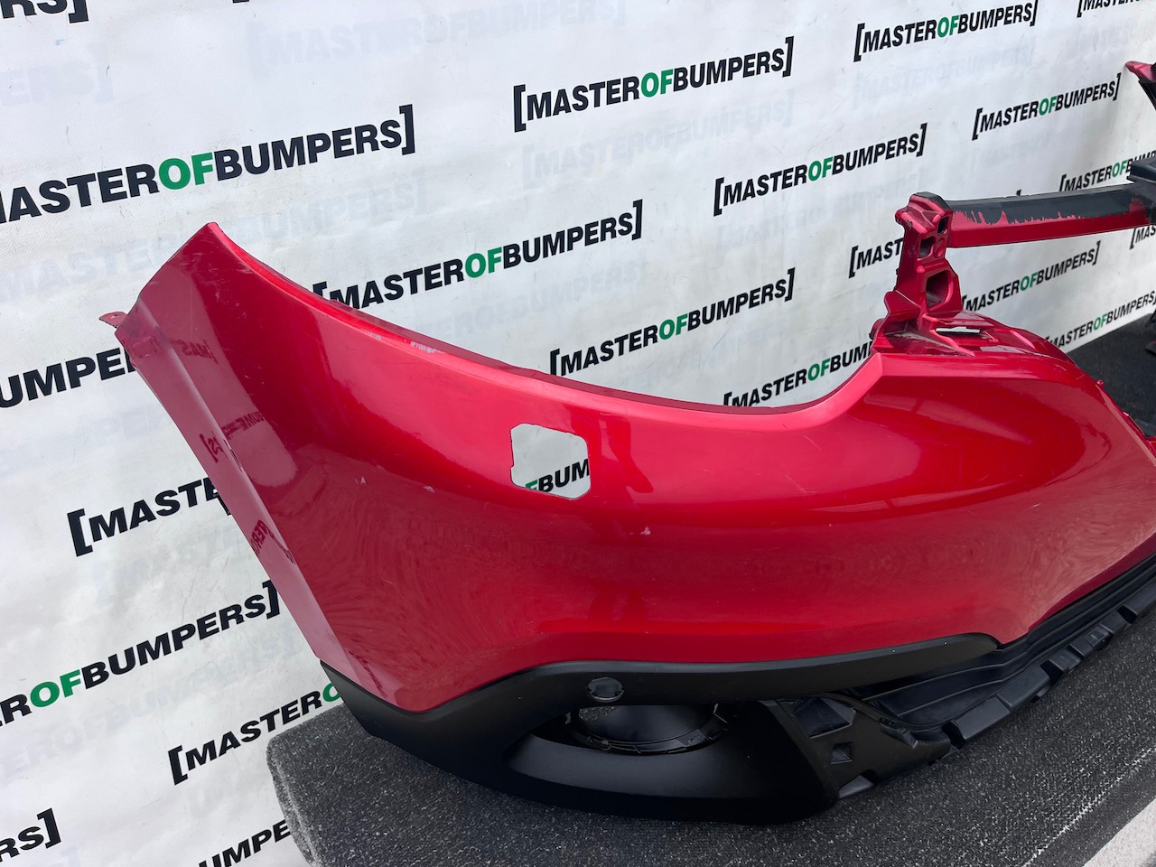 Renault Kadjar Dynamique Edition 2015-2018 Front Bumper 4 Pdc Jet Genuine [r748]