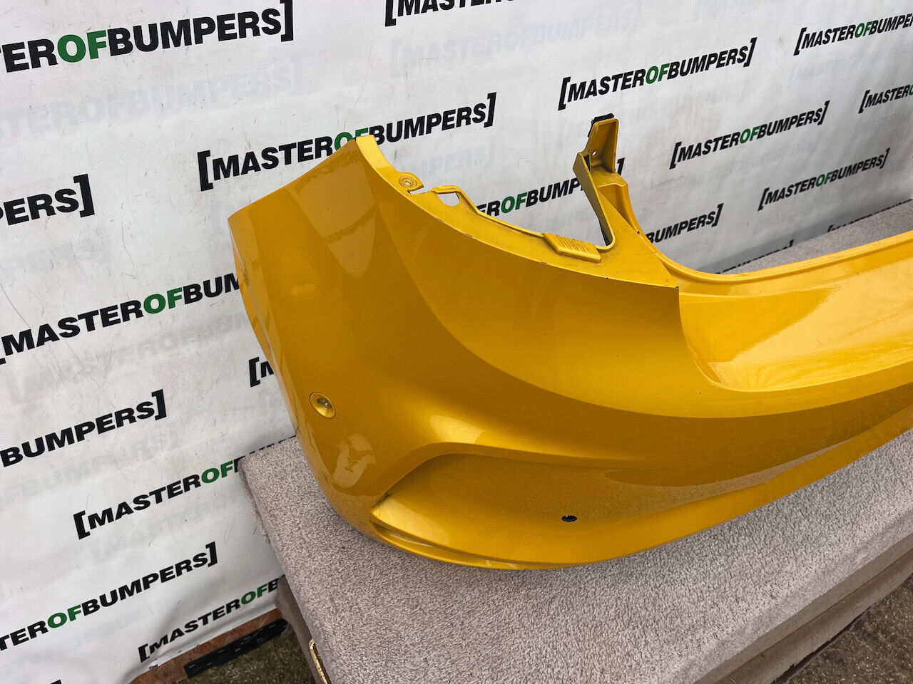 Renault Megane Rs Trophy Hatchback 2018-2023 Rear Bumper 6pdc Genuine [r637]