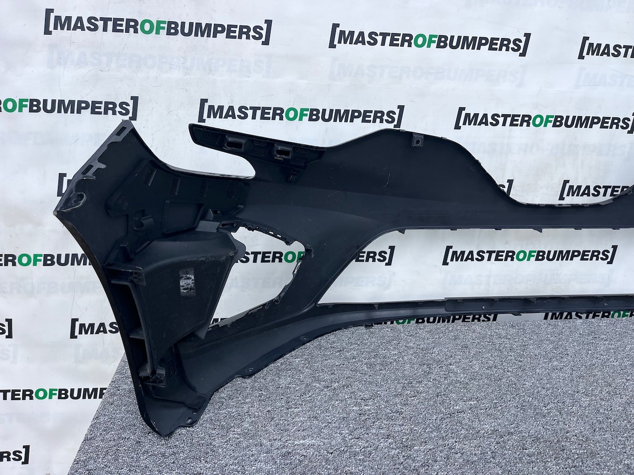 Renault Clio E-tech Hybrid Tce Mk5 Hatchba 2019-2022 Front Bumper Genuine [r649]