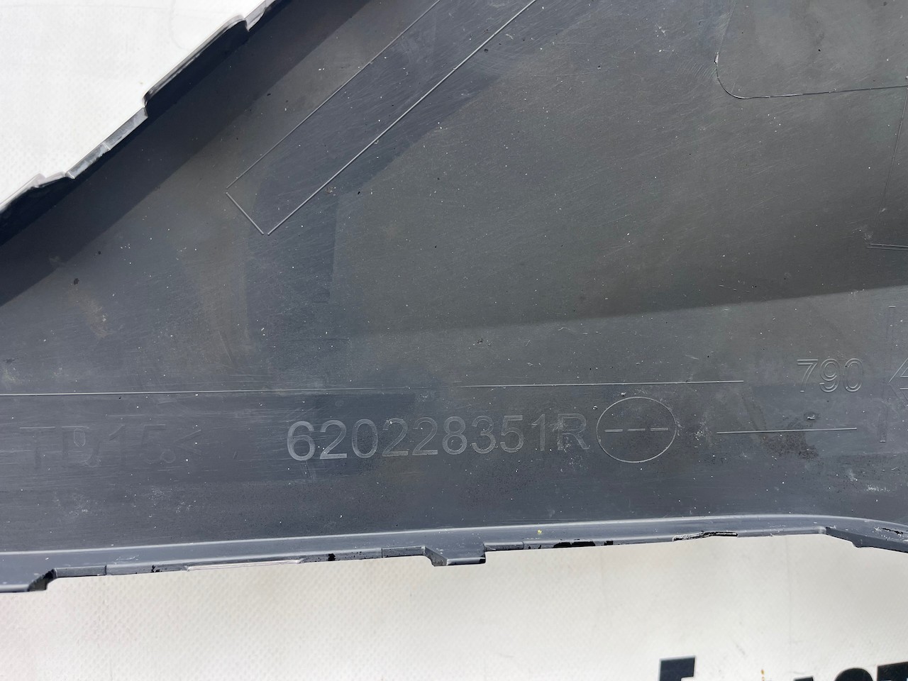 Renault Clio E-tech Hybrid Tce Mk5 Hatchba 2019-2022 Front Bumper Genuine [r649]