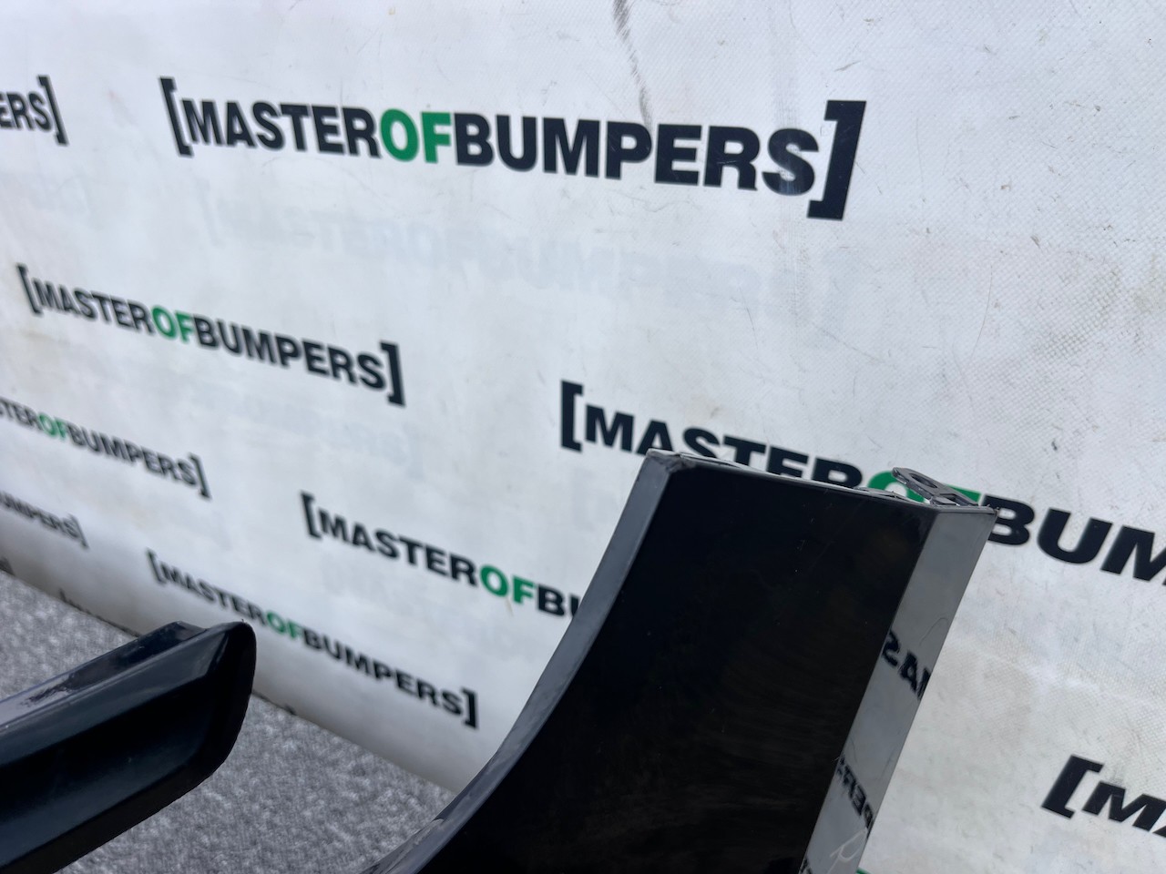 Renault Clio E-tech Hybrid Tce Mk5 Hatchba 2019-2022 Front Bumper Genuine [r649]