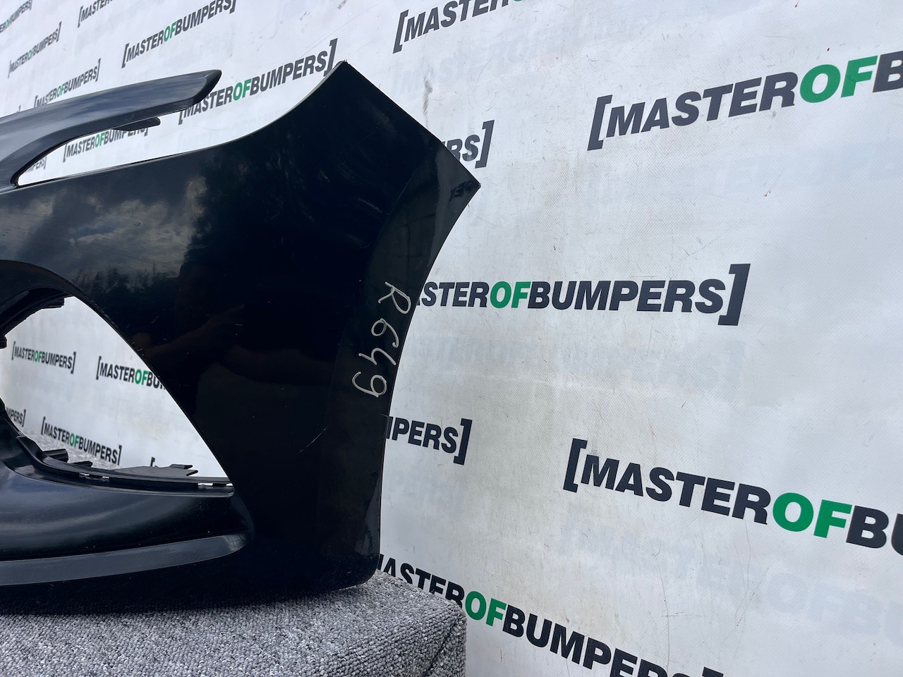 Renault Clio E-tech Hybrid Tce Mk5 Hatchba 2019-2022 Front Bumper Genuine [r649]