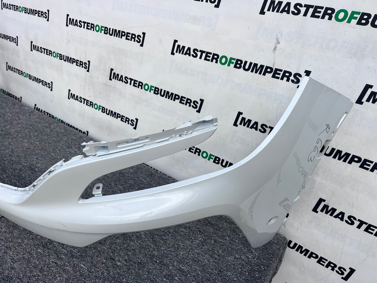 Renault Austral Rs Line E-tech Phev 2023-2025 Front Bumper 6 Pdc Genuine [r663]