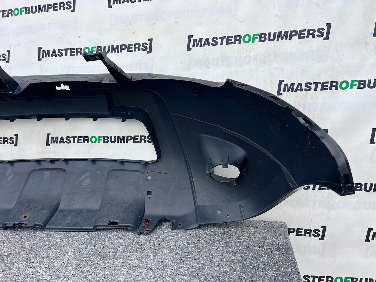 Dacia Duster Ambiance Mk1 Lift Hatchback 2013-2016 Front Bumper Genuine [r668]