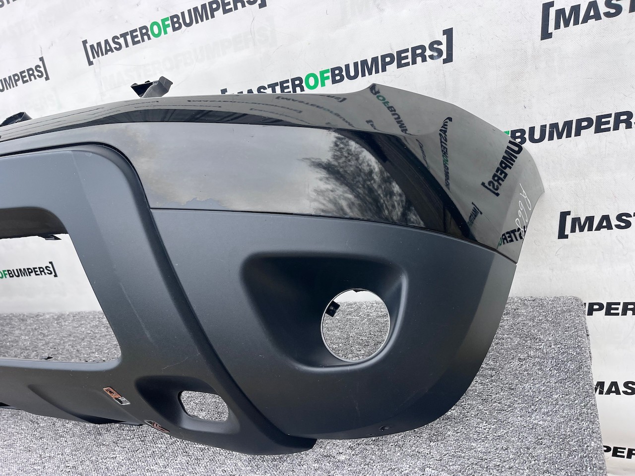 Dacia Duster Ambiance Mk1 Lift Hatchback 2013-2016 Front Bumper Genuine [r668]