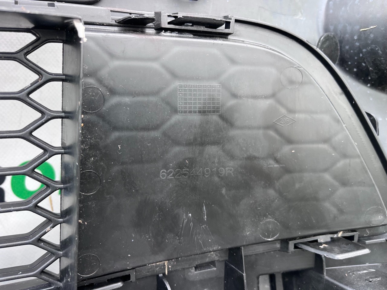 Renault Trafic Se Van Sl27 2015-2020 Front Bumper Bottom Part Genuine [r676]