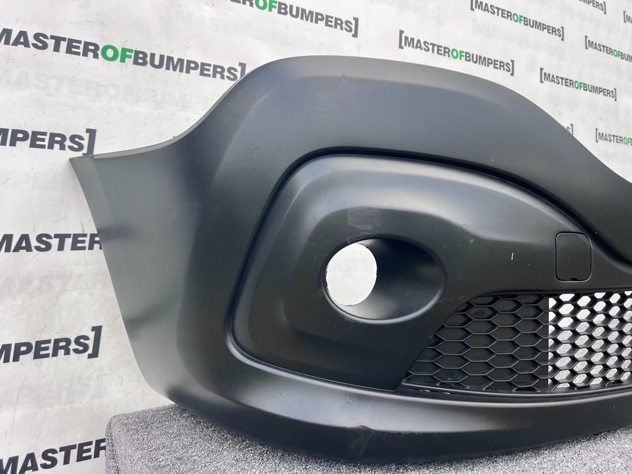 Renault Trafic Se Van Sl27 2015-2020 Front Bumper Bottom Part Genuine [r676]