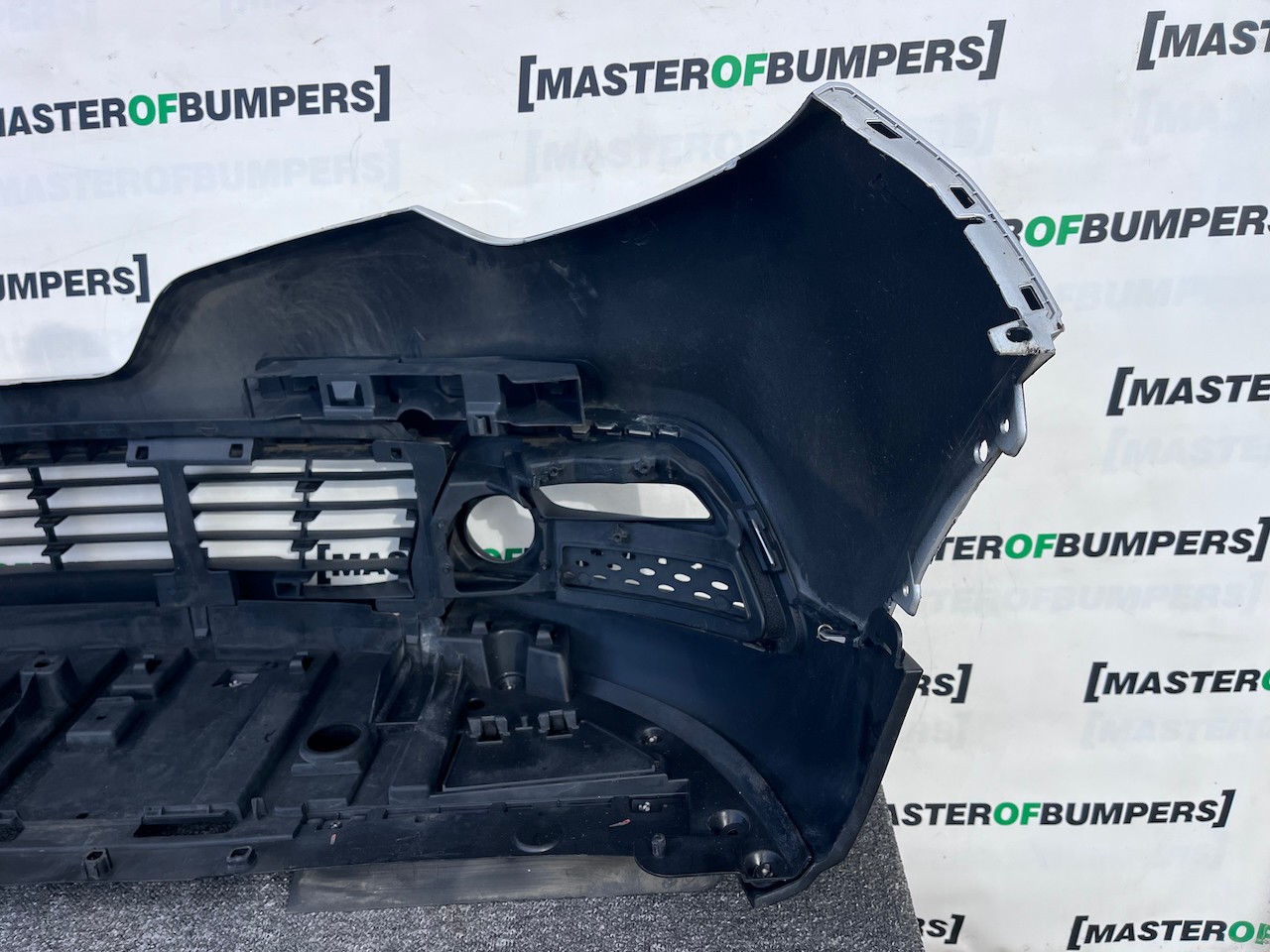 Renault Captur Iconic Tce Mk1 2013-2016 Front Bumper Genuine [r690]