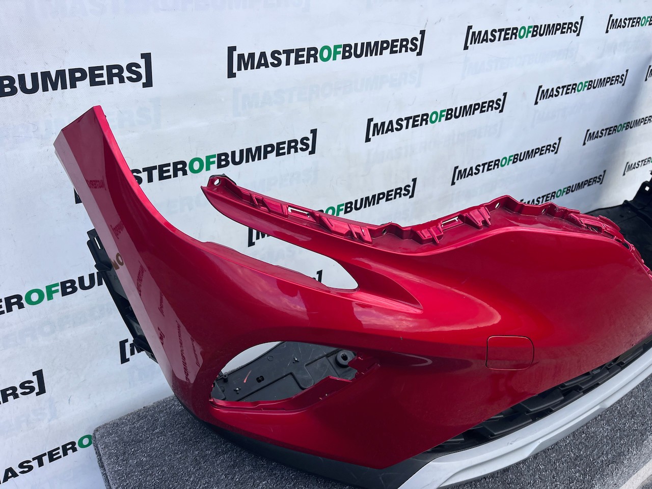 Renault Captur Dynamique Mk2 2020 - 2023 Front Bumper Genuine [r693]