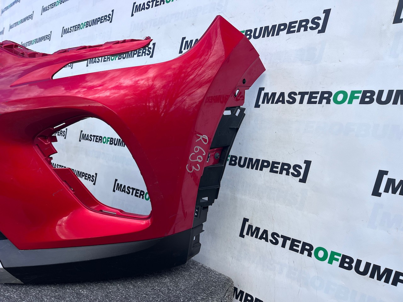 Renault Captur Dynamique Mk2 2020 - 2023 Front Bumper Genuine [r693]