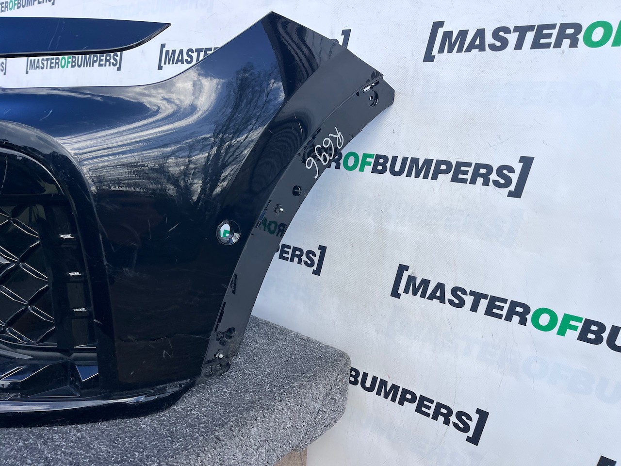 Renault Arkana Rs Line Hatchback 2020-2024 Front Bumper 6 Pdc Genuine [r696]