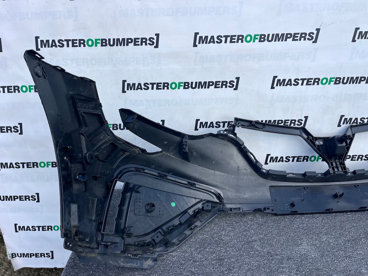 Renault Arkana Rs Line Hatchback 2020-2024 Front Bumper 6 Pdc Genuine [r696]