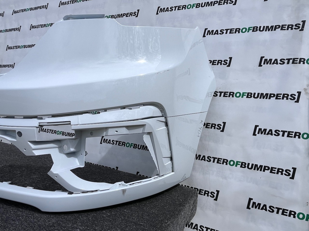 Renault Trafic Sport Plus Passenger 2022-2026 Front Bumper 4 Pdc Genuine [r701]