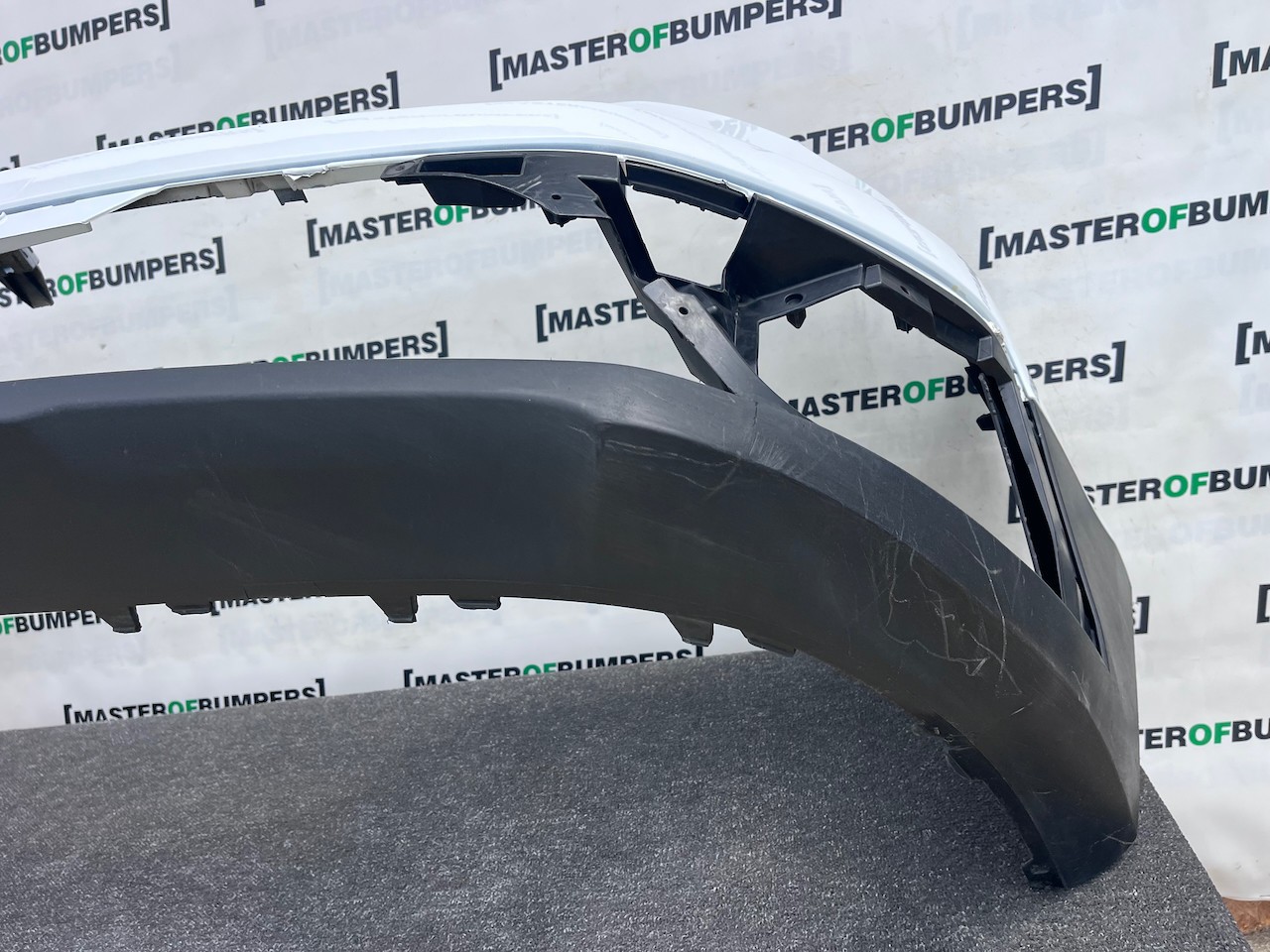 Renault Trafic Panel Van Mk3 2nd Facelift 2021-2024 Front Bumper Genuine [r718]