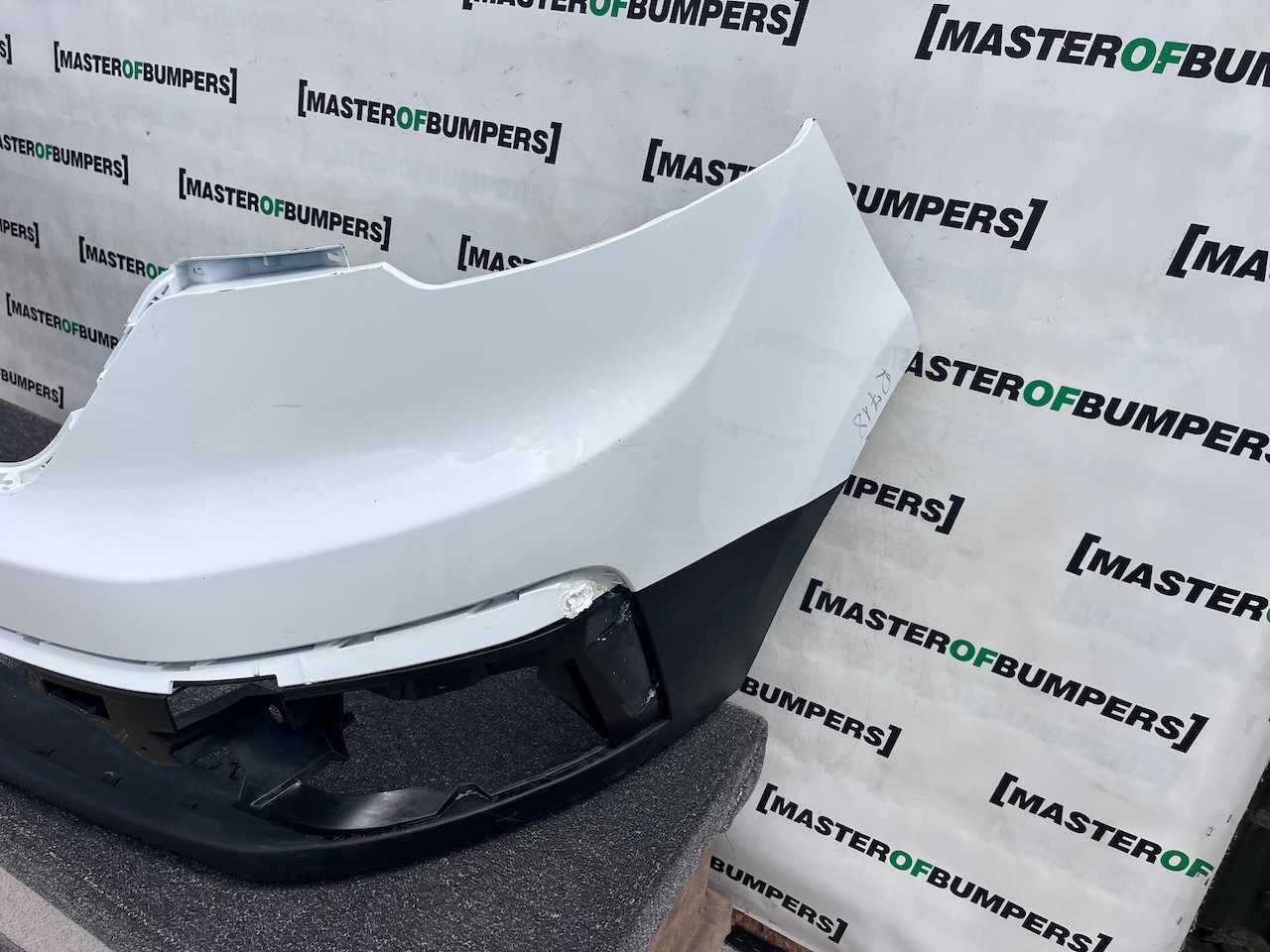 Renault Trafic Panel Van Mk3 2nd Facelift 2021-2024 Front Bumper Genuine [r718]