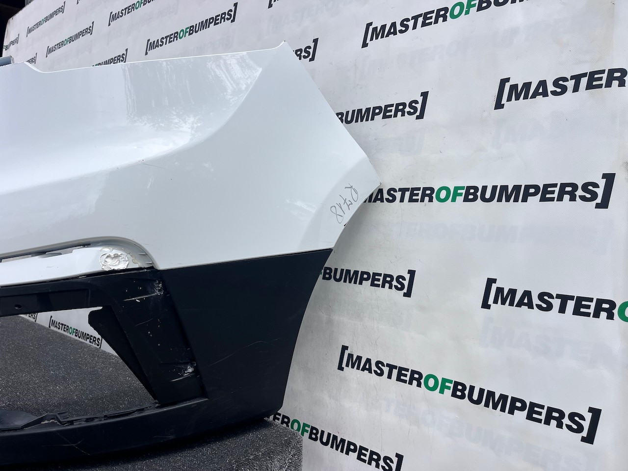 Renault Trafic Panel Van Mk3 2nd Facelift 2021-2024 Front Bumper Genuine [r718]