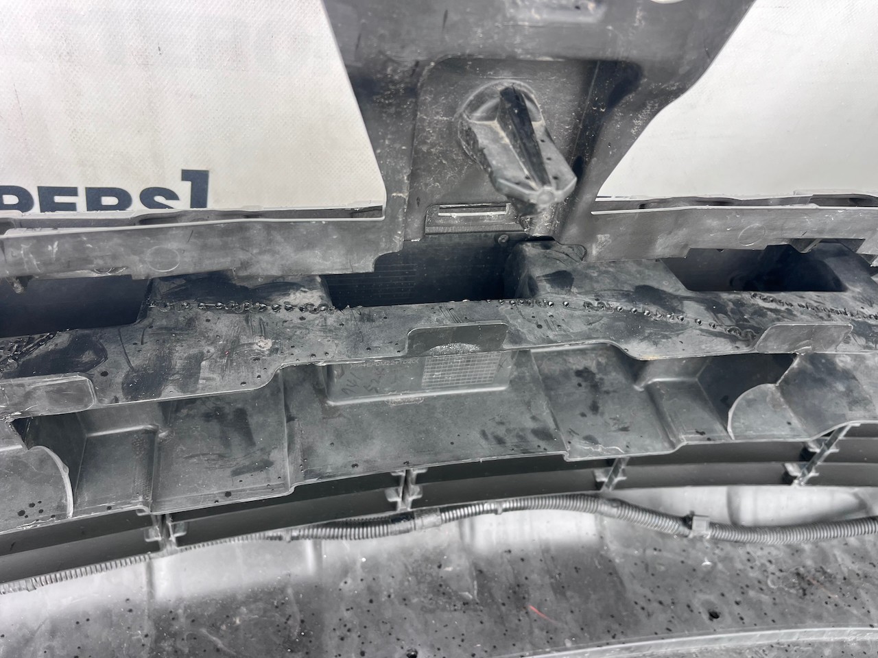 Renault Koleos Signature Gt Mk2 2016-2019 Front Bumper 6 Pdc Grey Genuine [r716]