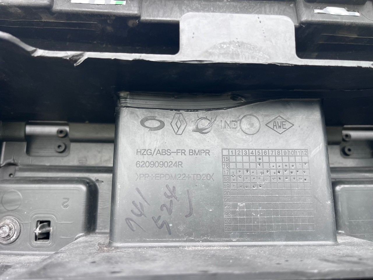 Renault Koleos Signature Gt Mk2 2016-2019 Front Bumper 6 Pdc Grey Genuine [r716]
