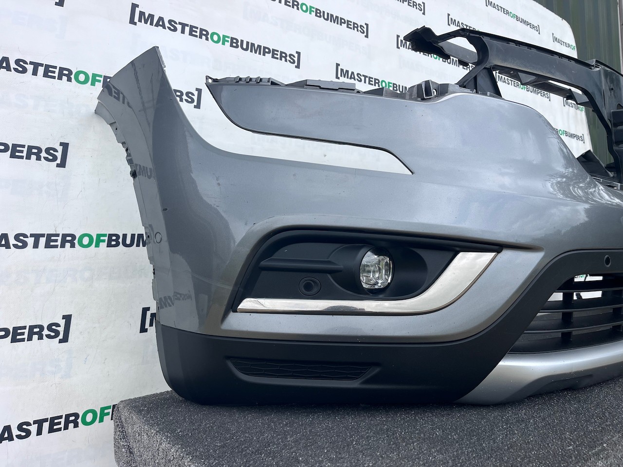 Renault Koleos Signature Gt Mk2 2016-2019 Front Bumper 6 Pdc Grey Genuine [r716]