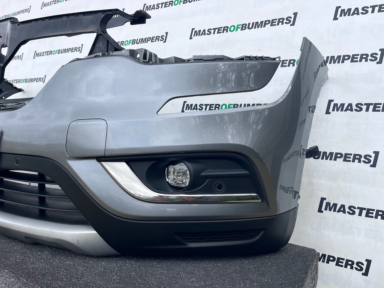 Renault Koleos Signature Gt Mk2 2016-2019 Front Bumper 6 Pdc Grey Genuine [r716]