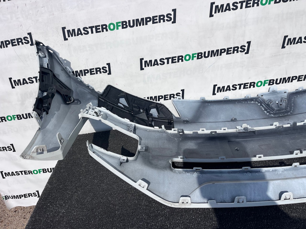 Renault 5 Iconic Hatchback 2024-2026 Front Bumper Genuine [r721]
