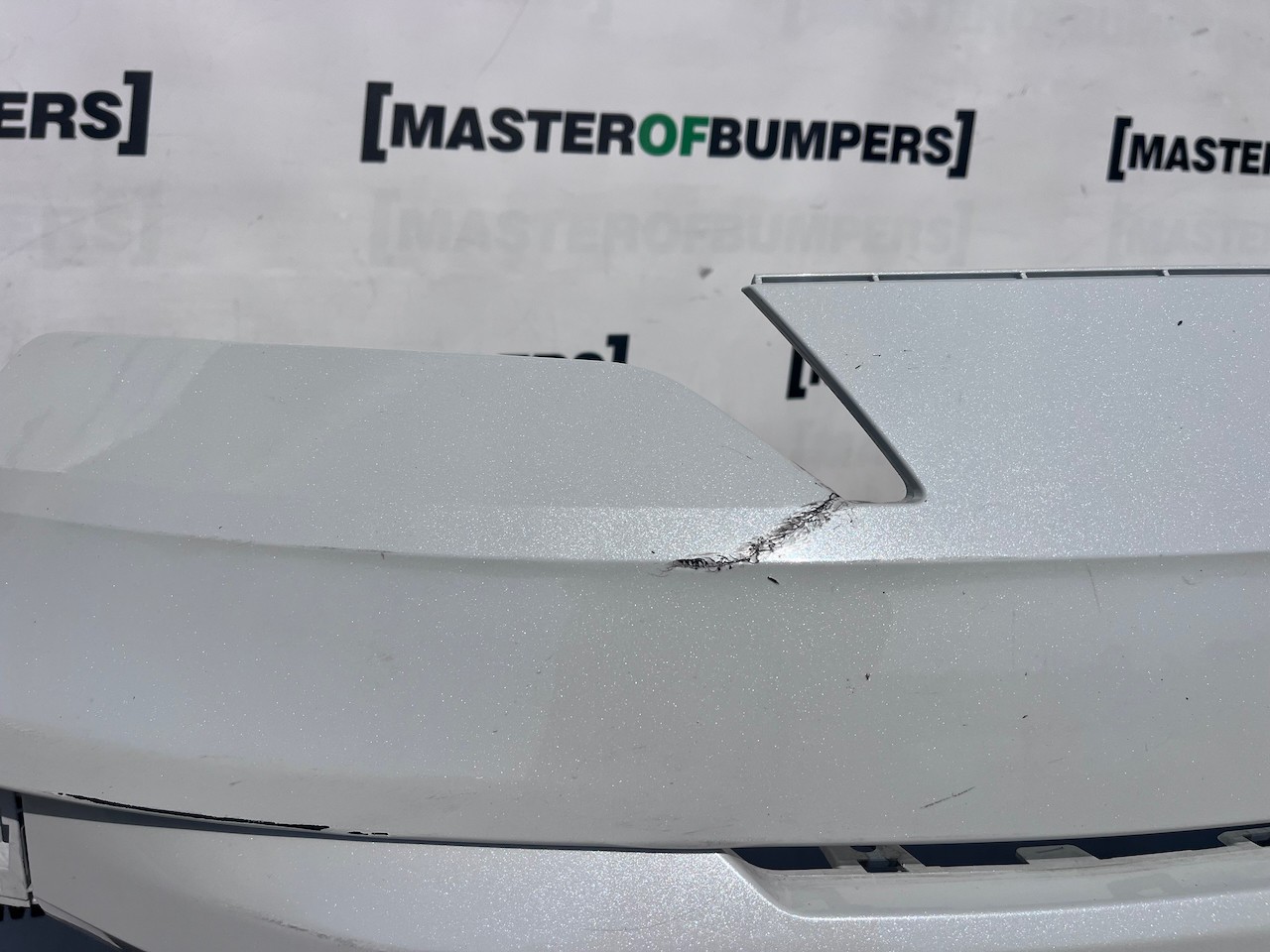 Renault 5 Iconic Hatchback 2024-2026 Front Bumper Genuine [r721]