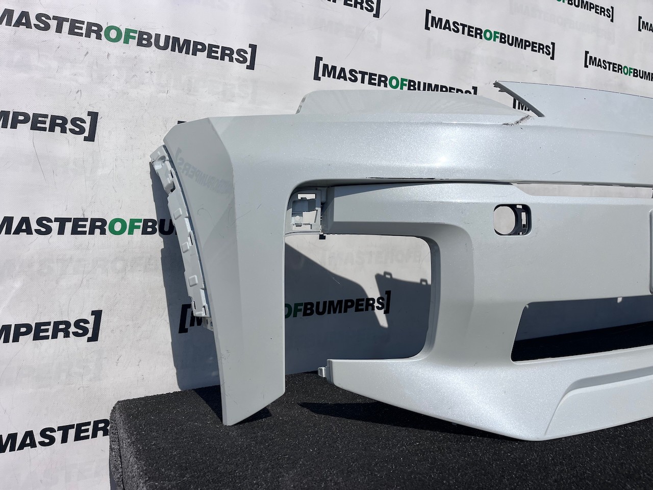 Renault 5 Iconic Hatchback 2024-2026 Front Bumper Genuine [r721]