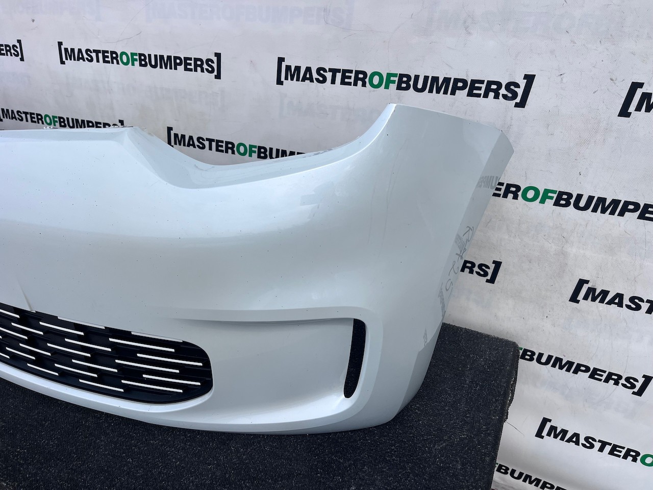 Renault Twingo E-tech Electric Mk3 Lift 2019-2023 Front Bumper Genuine [r725]