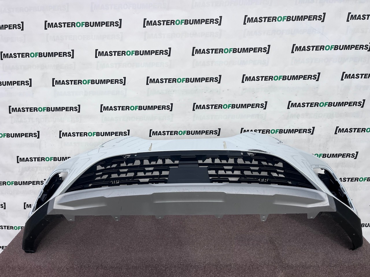 Renault Captur Edition Se Mk2 2020 - 2023 Front Bumper 4 Pdc Genuine [r753]