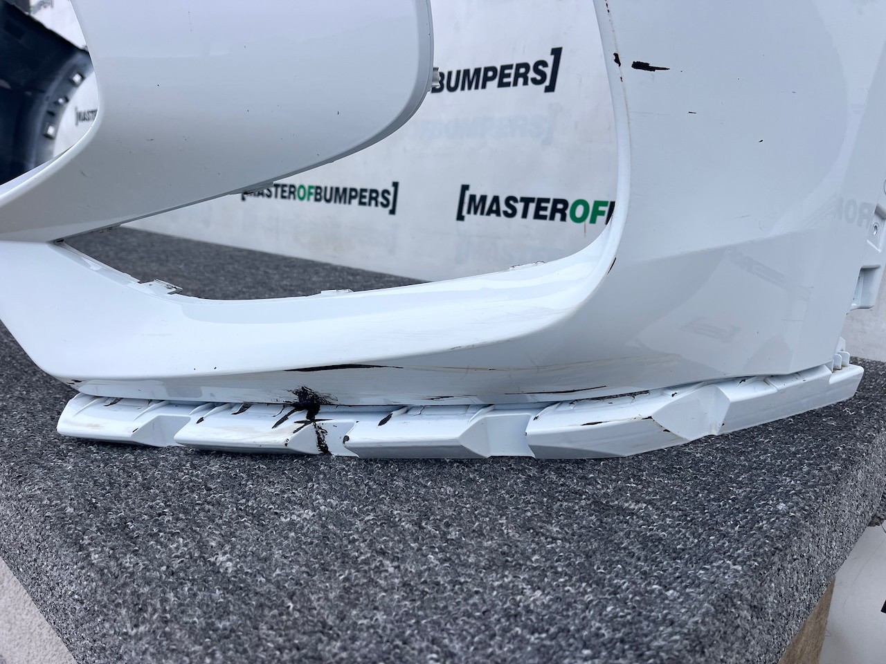 Mg Zs Hybrid+ E Crossover Mk2 2024-on Front Bumper 4 Pdc Genuine [p579]