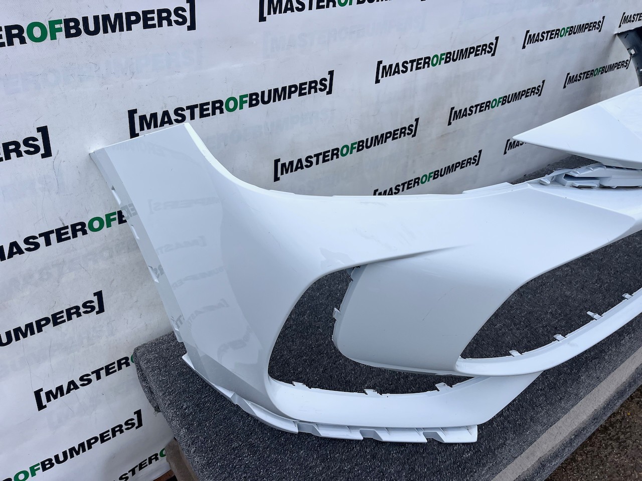 Mg Zs Hybrid+ E Crossover Mk2 2024-on Front Bumper 4 Pdc Genuine [p579]