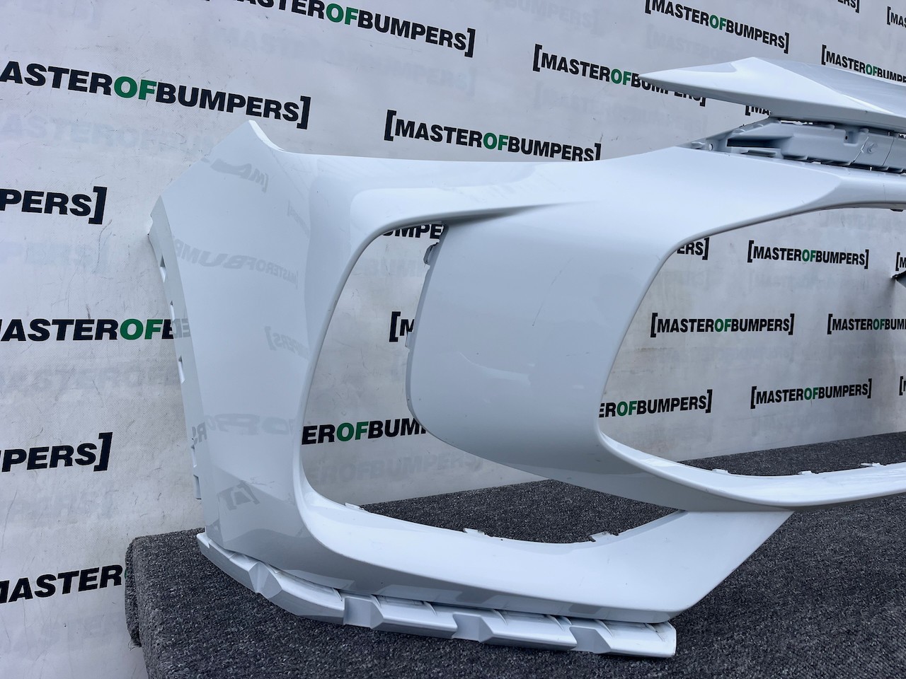 Mg Zs Hybrid+ E Crossover Mk2 2024-on Front Bumper 4 Pdc Genuine [p579]