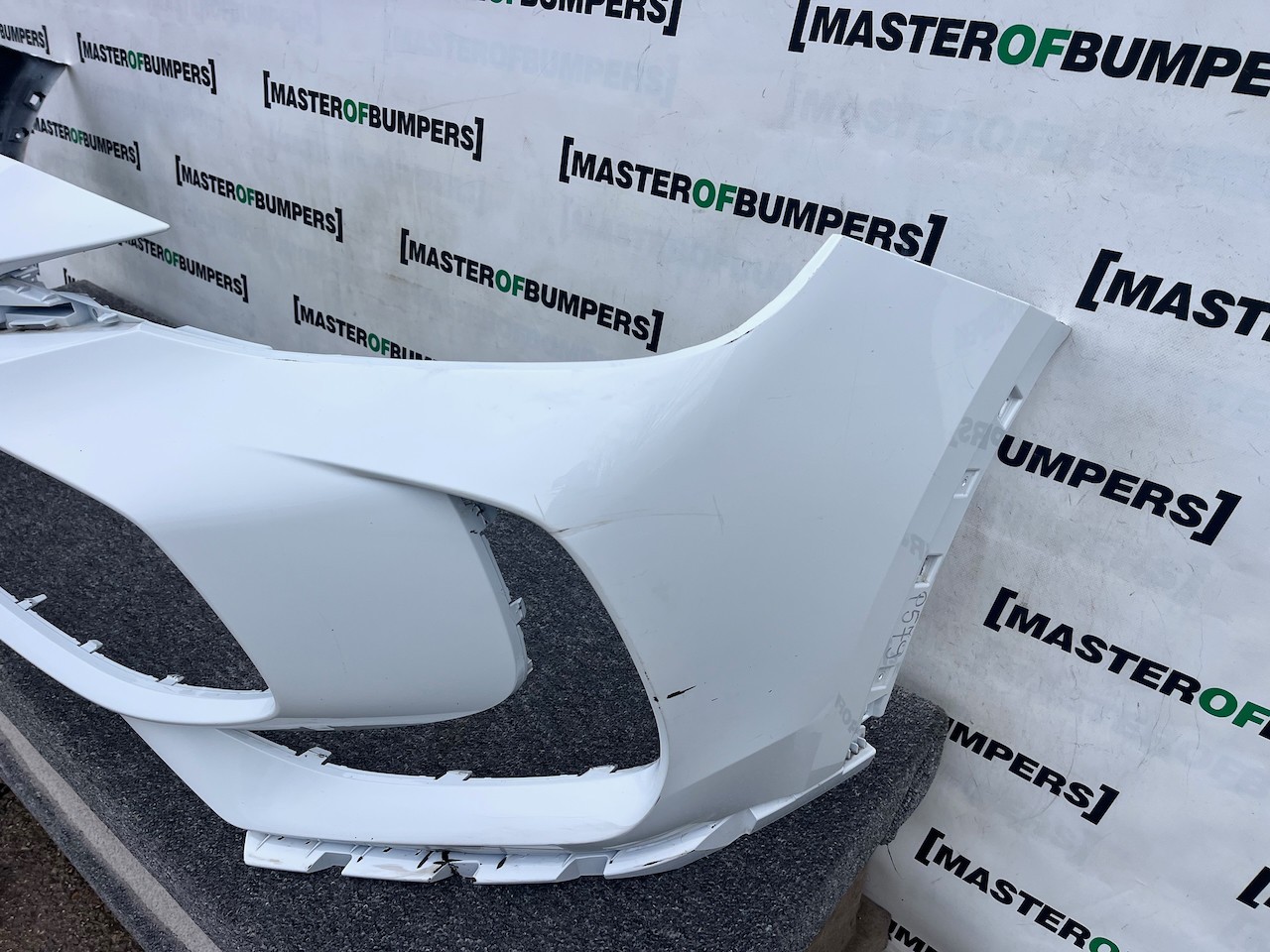 Mg Zs Hybrid+ E Crossover Mk2 2024-on Front Bumper 4 Pdc Genuine [p579]