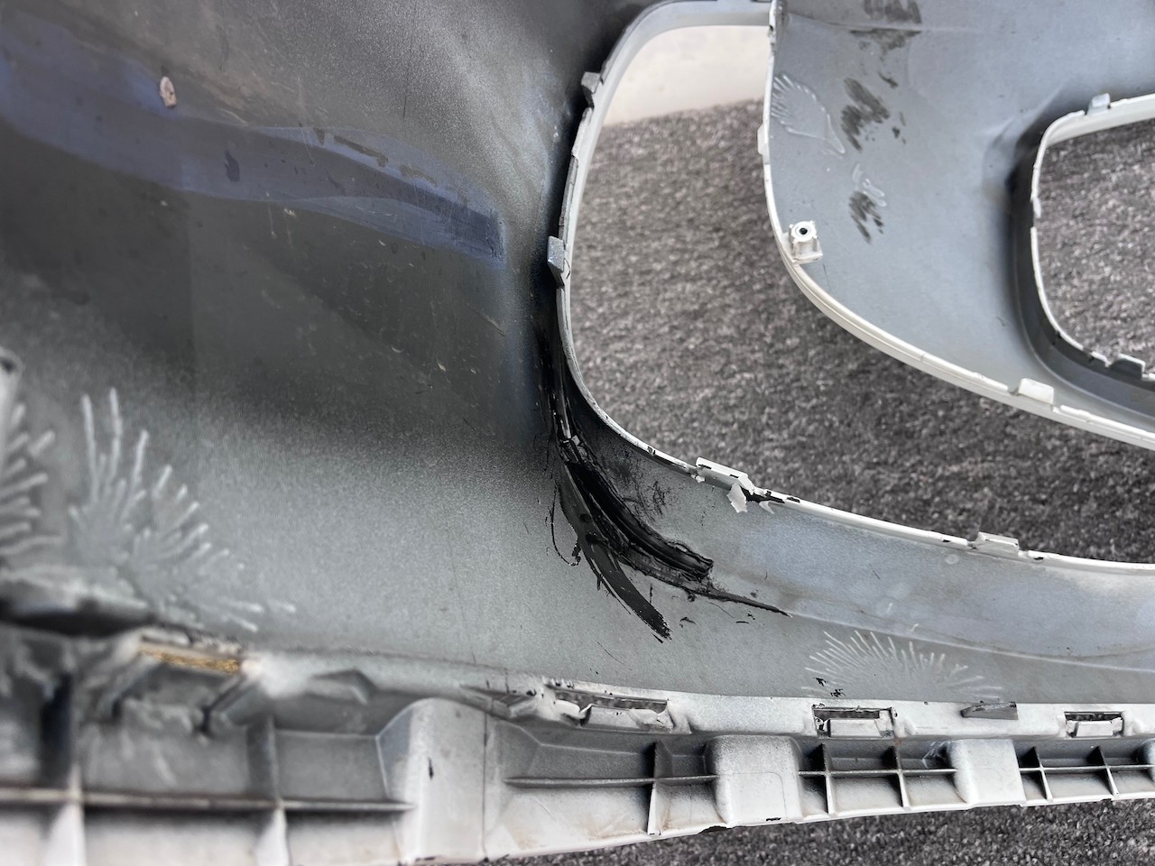 Mg Zs Hybrid+ E Crossover Mk2 2024-on Front Bumper 4 Pdc Genuine [p581]