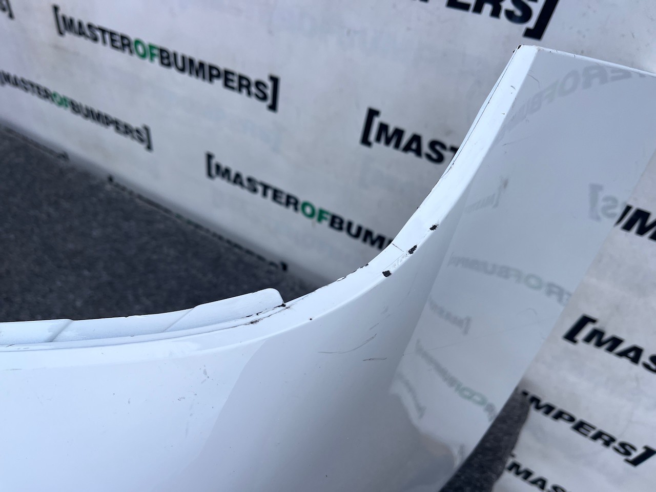 Mg Zs Hybrid+ E Crossover Mk2 2024-on Front Bumper 4 Pdc Genuine [p581]