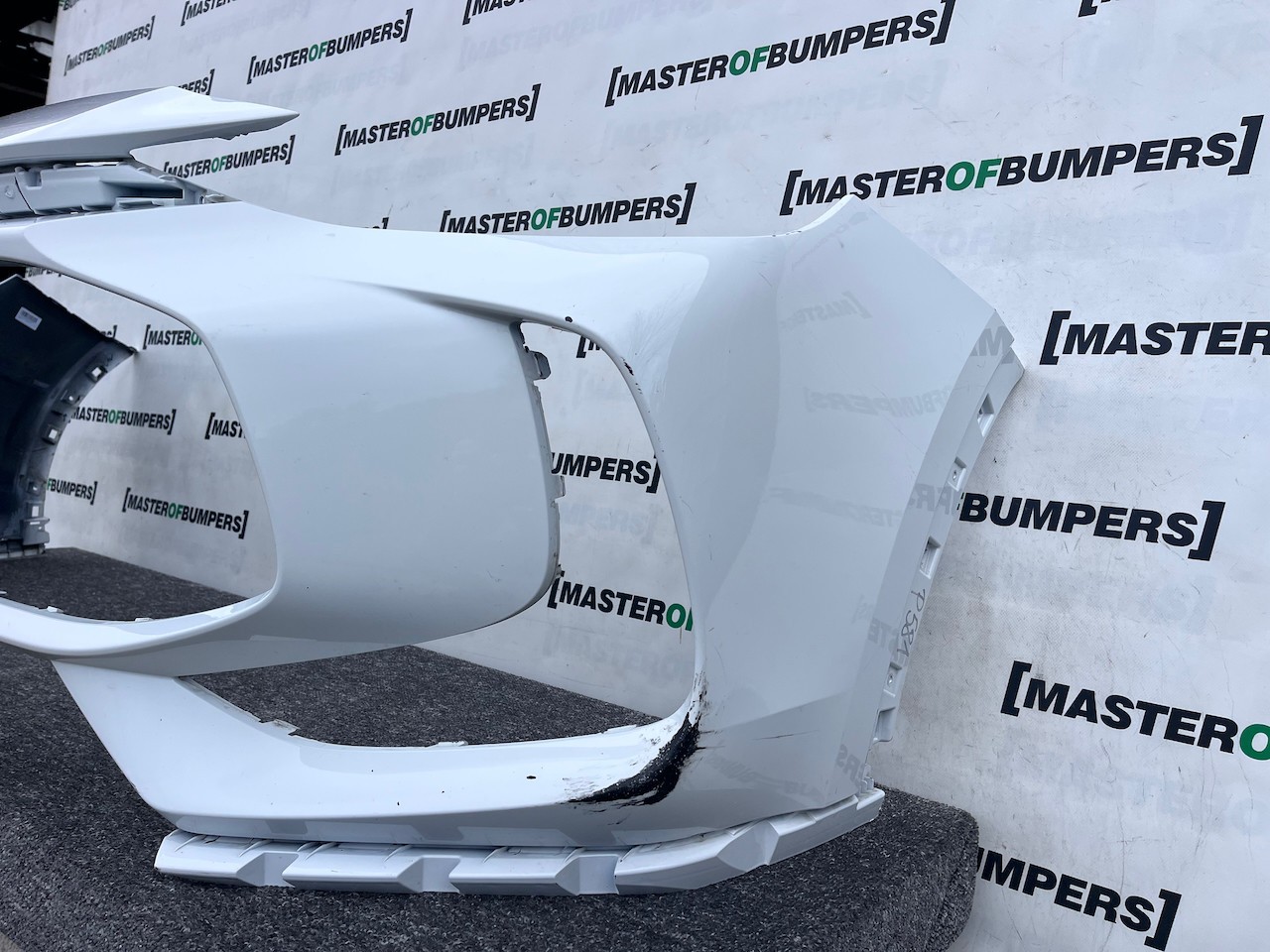 Mg Zs Hybrid+ E Crossover Mk2 2024-on Front Bumper 4 Pdc Genuine [p581]