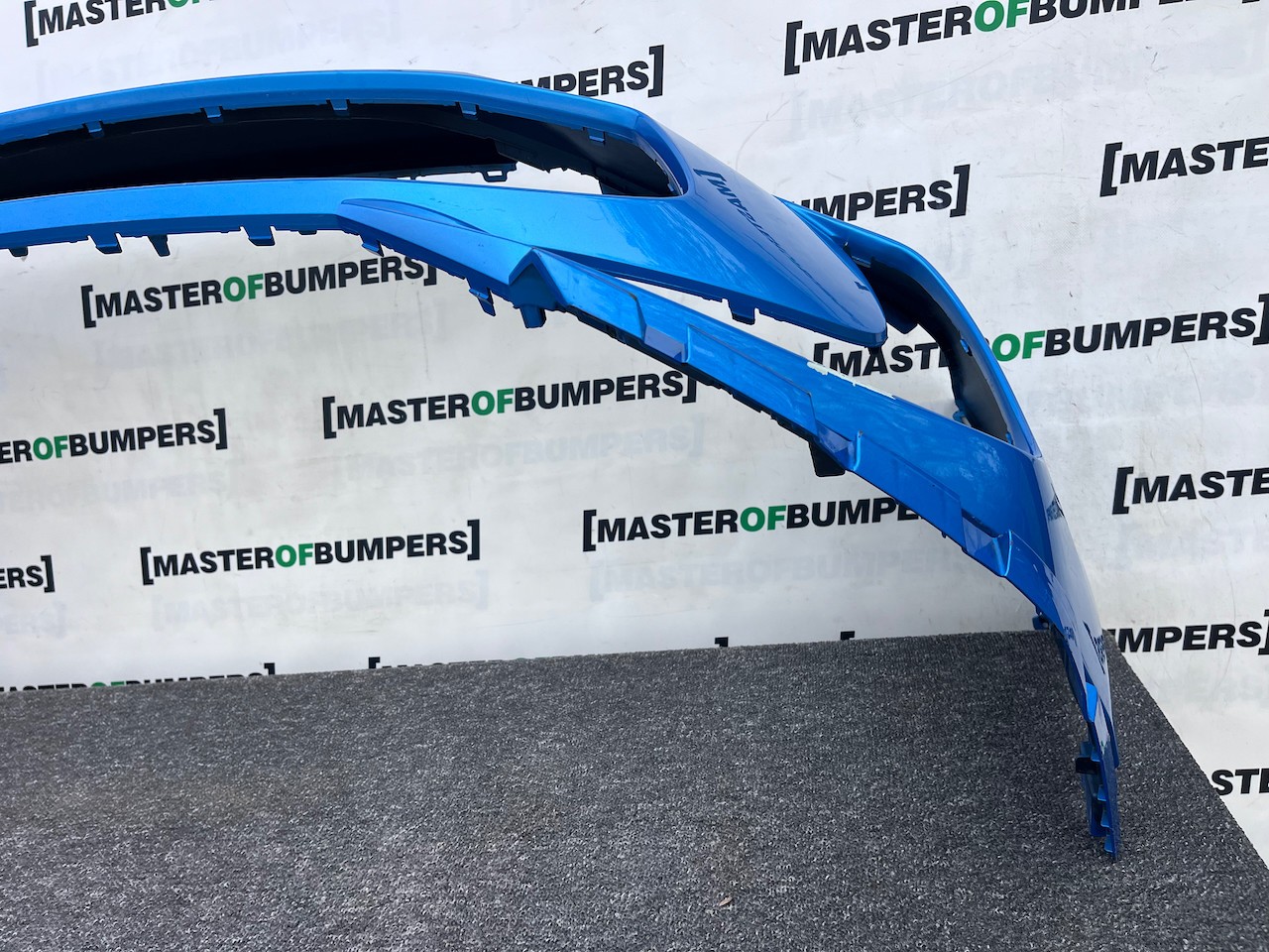 Mg Zs Hybrid+ E Crossover Mk2 2024-2027 Front Bumper 4 Pdc Genuine [p665]