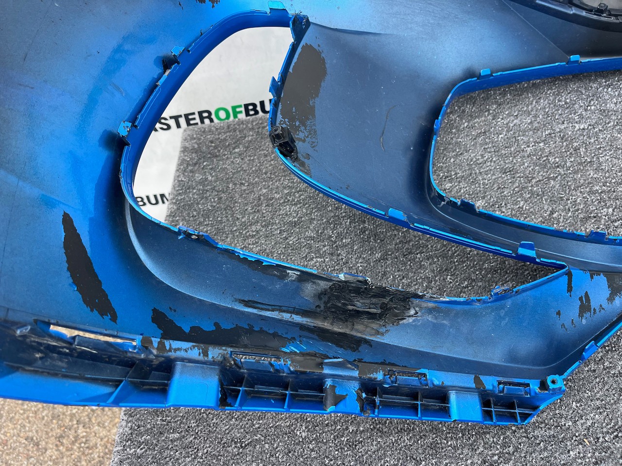 Mg Zs Hybrid+ E Crossover Mk2 2024-2027 Front Bumper 4 Pdc Genuine [p665]