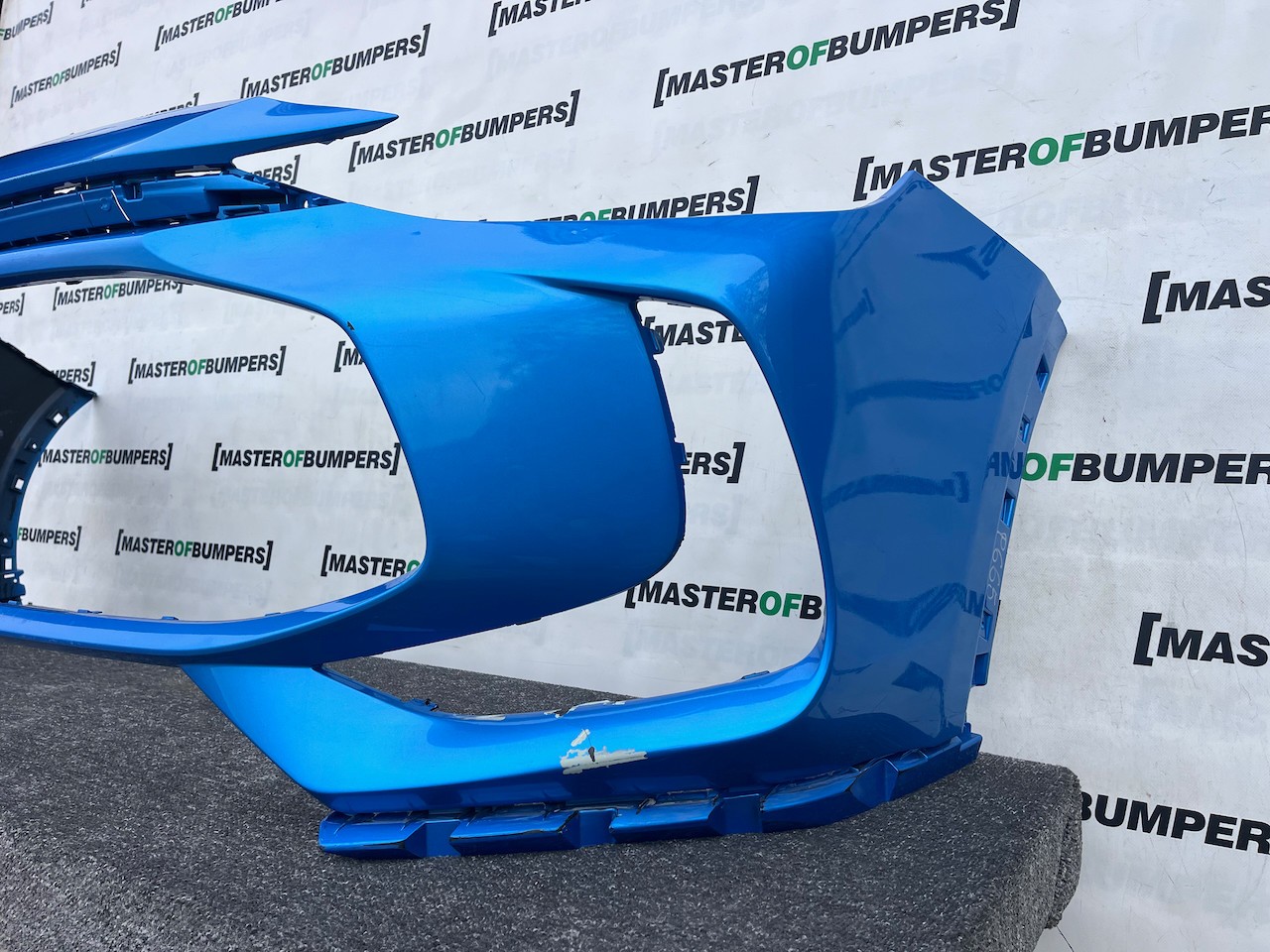 Mg Zs Hybrid+ E Crossover Mk2 2024-2027 Front Bumper 4 Pdc Genuine [p665]