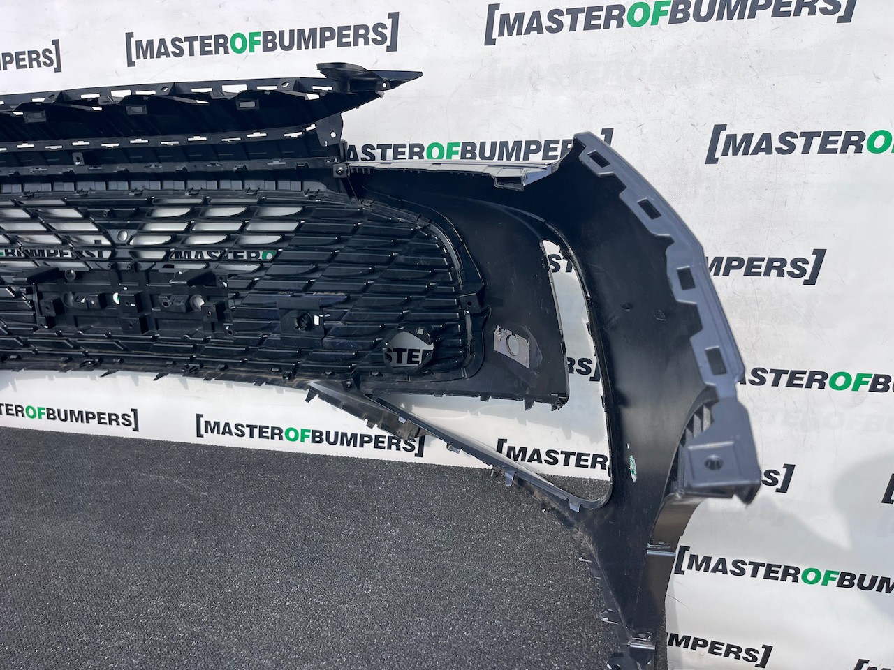 Mg Hs Trophy Phev Crossover Mk2 2024-2027 Front Bumper 4 Pdc Genuine [p742]